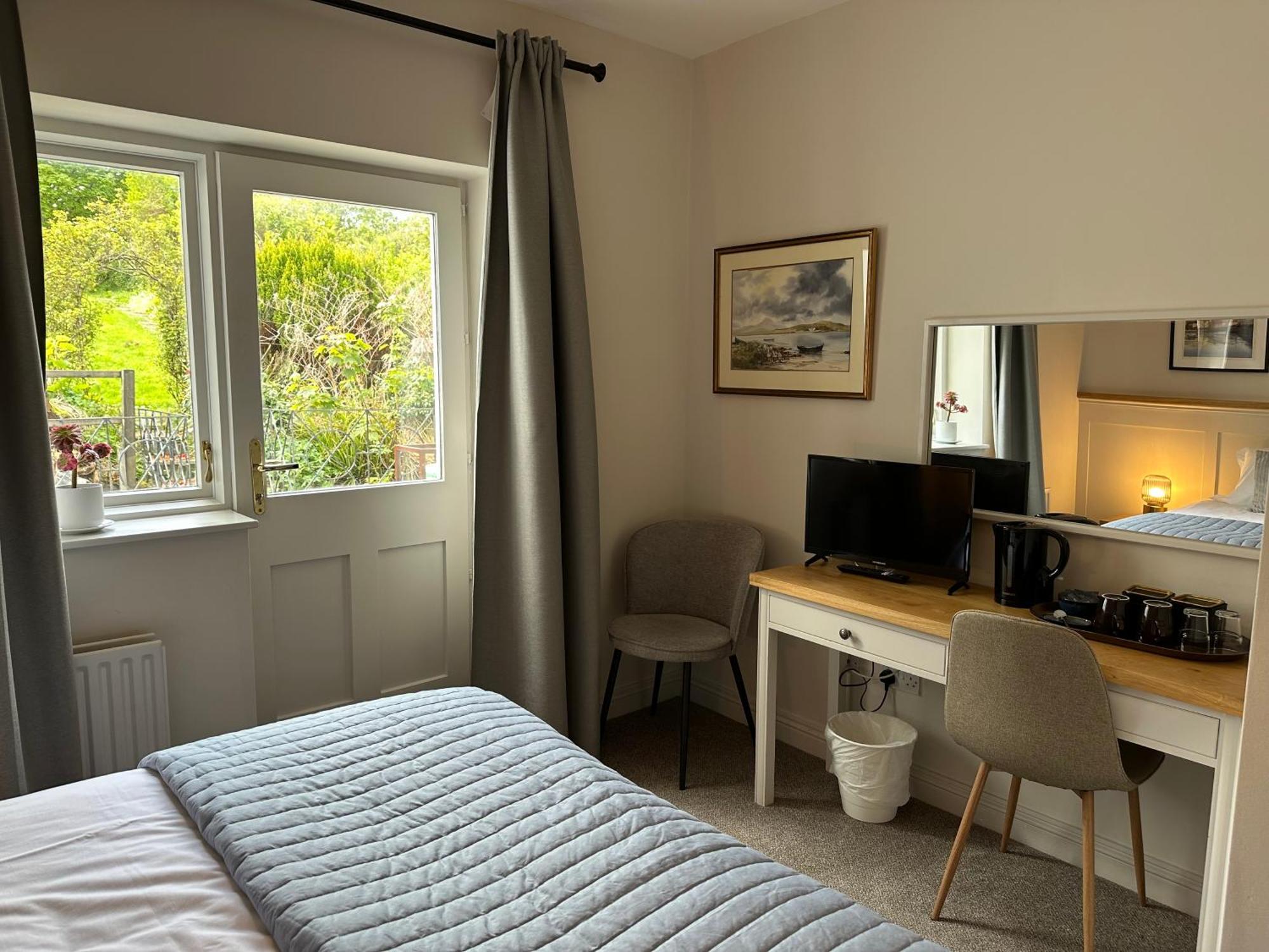 Eldon'S Bed & Breakfast Roundstone Eksteriør billede